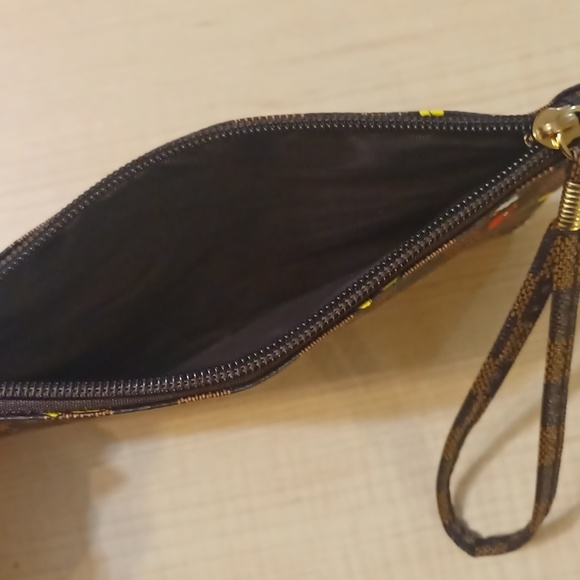 🆕 Mickey Mouse Wristlet Pouch Case Bag Purse Wallet Clutch - Picture 5 of 9